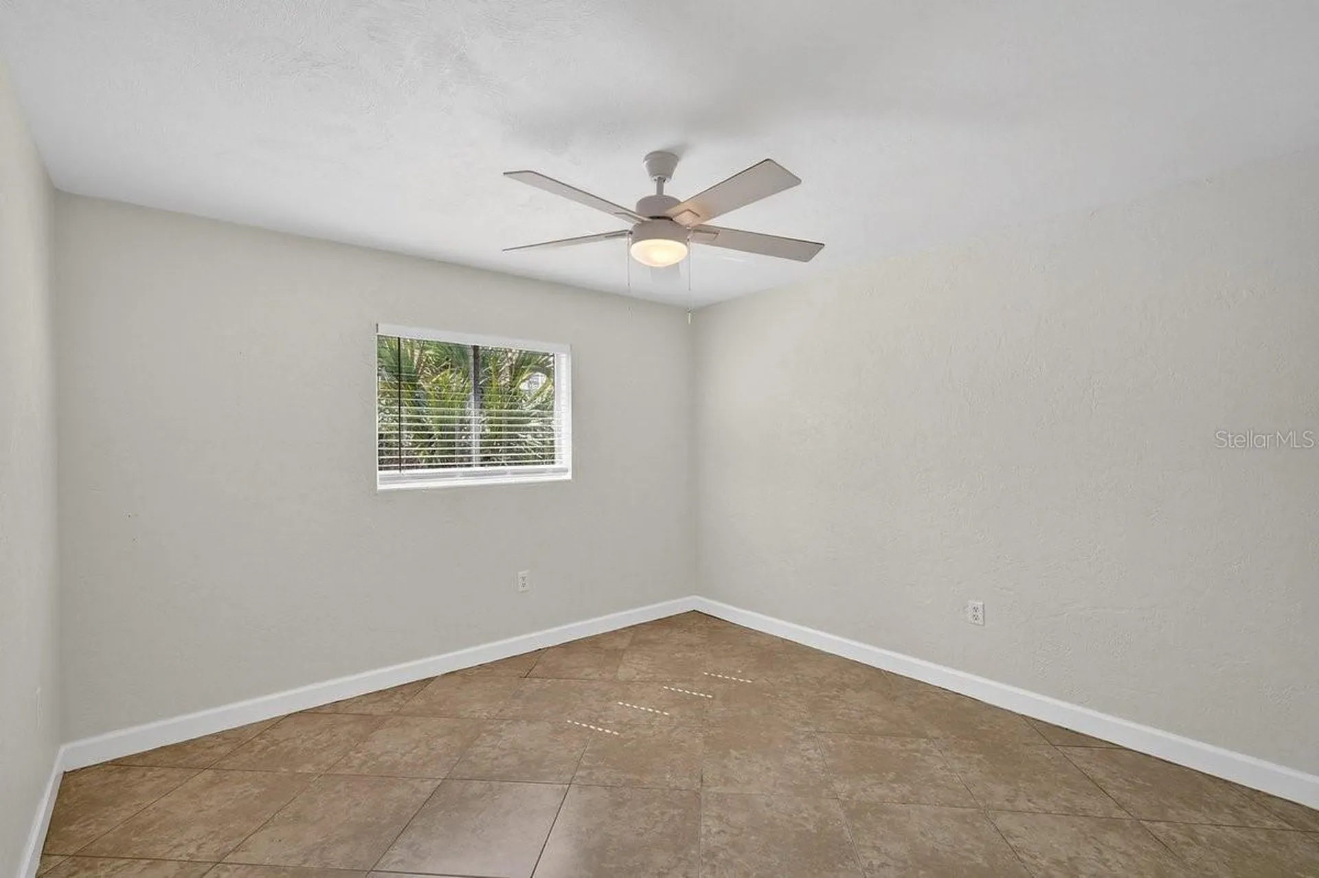 102 S Peninsula Drive Daytona Beach FL 32118