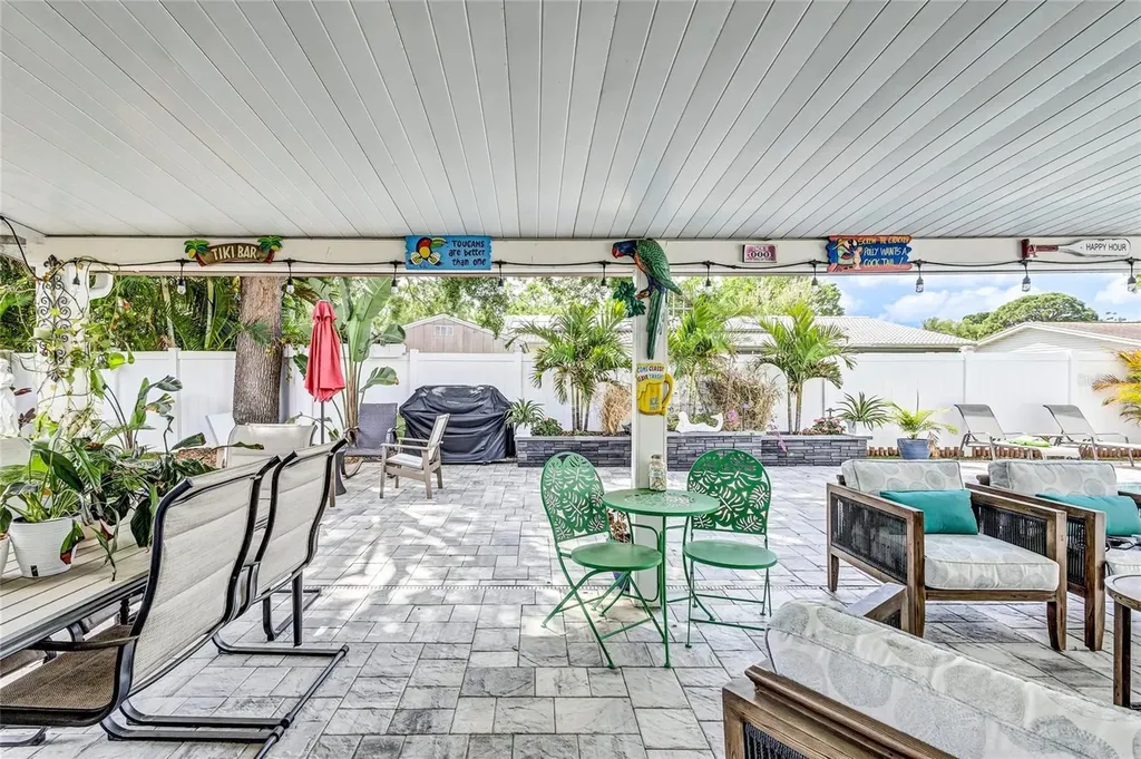 9244 79th Avenue Seminole FL 33777