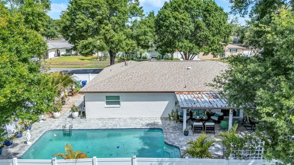 9244 79th Avenue Seminole FL 33777