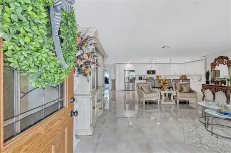 9244 79th Avenue Seminole FL 33777