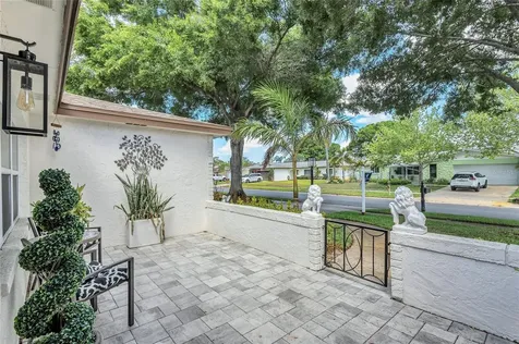 9244 79th Avenue Seminole FL 33777