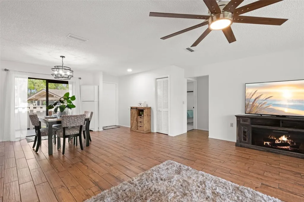 40 Sylvia Place Oldsmar FL 34677