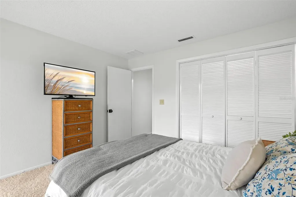 40 Sylvia Place Oldsmar FL 34677