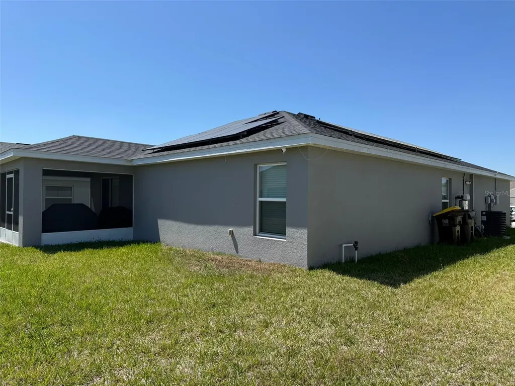 1046 Tropea Lane Auburndale FL 33823