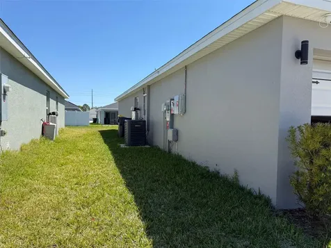 1046 Tropea Lane Auburndale FL 33823