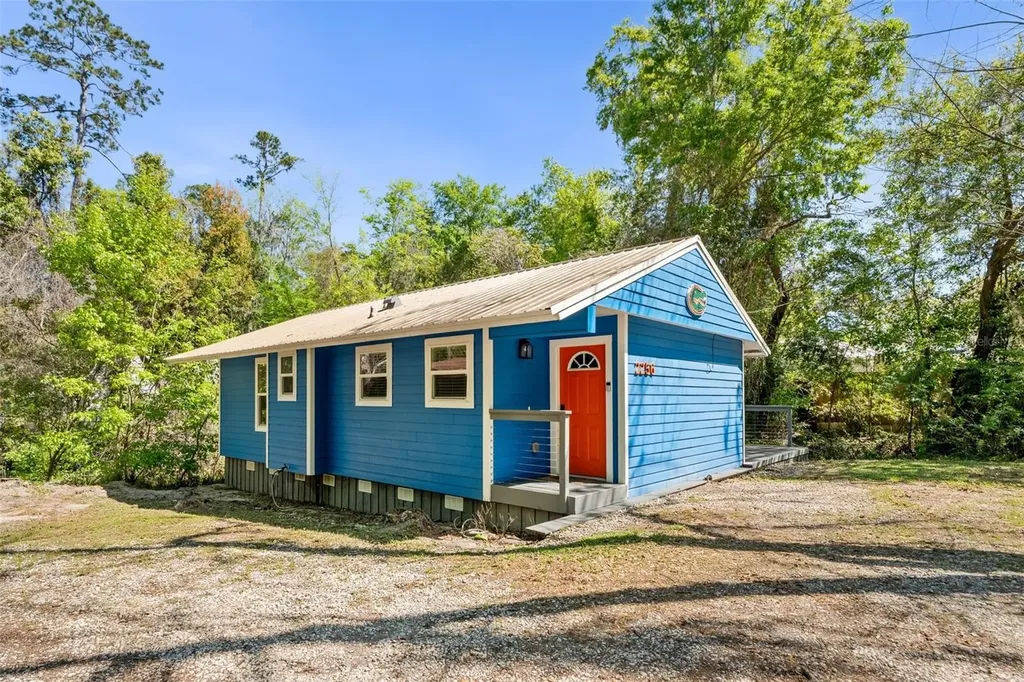 2256 W University Avenue Gainesville FL 32603