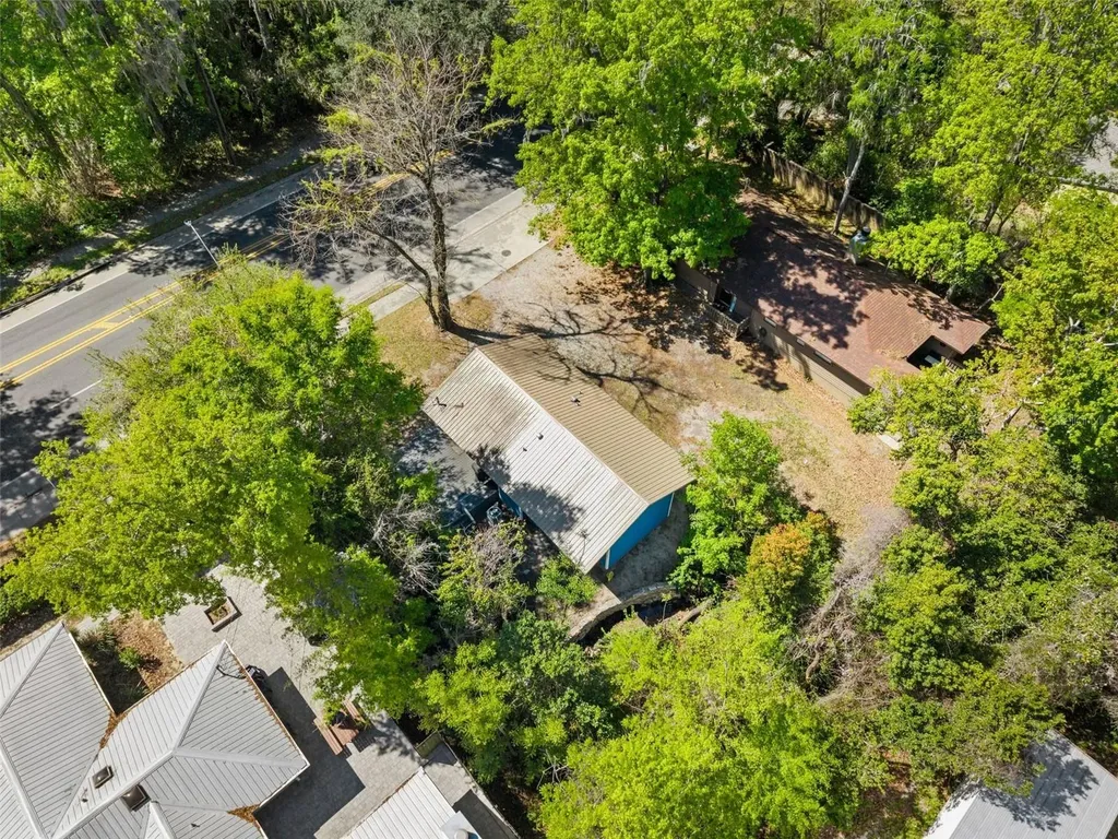 2256 W University Avenue Gainesville FL 32603