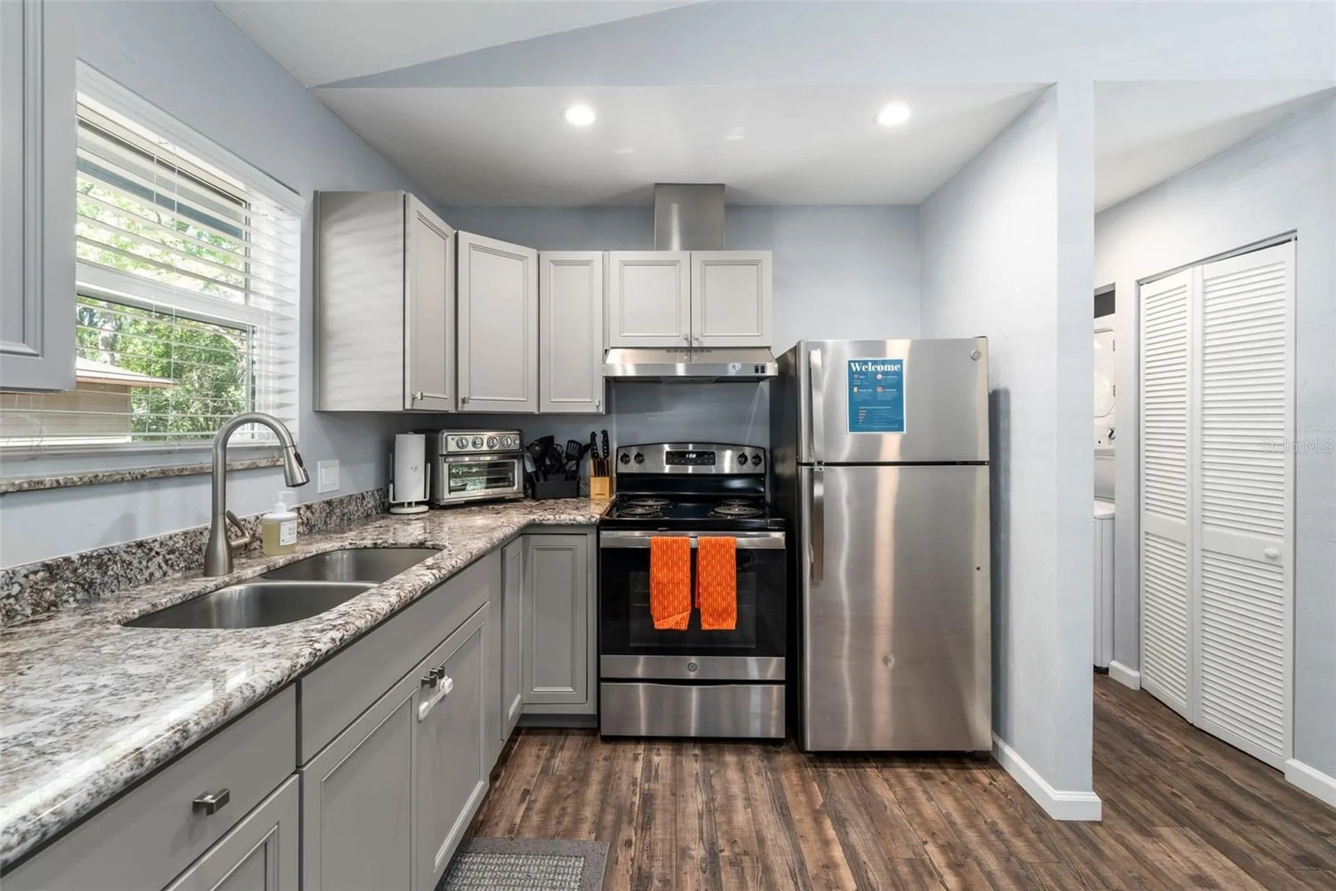 2256 W University Avenue Gainesville FL 32603
