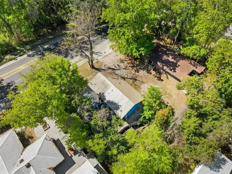 2256 W University Avenue Gainesville FL 32603
