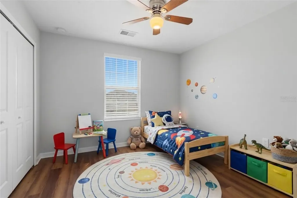 7412 French Marigold Avenue Tampa FL 33619