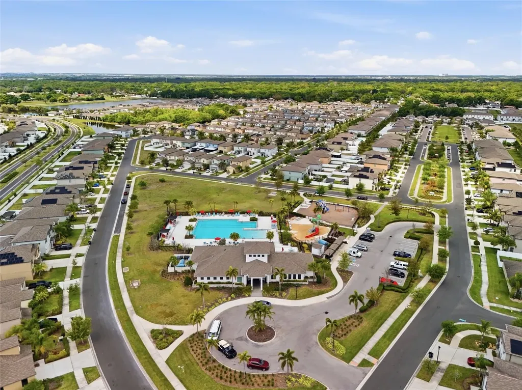 7412 French Marigold Avenue Tampa FL 33619