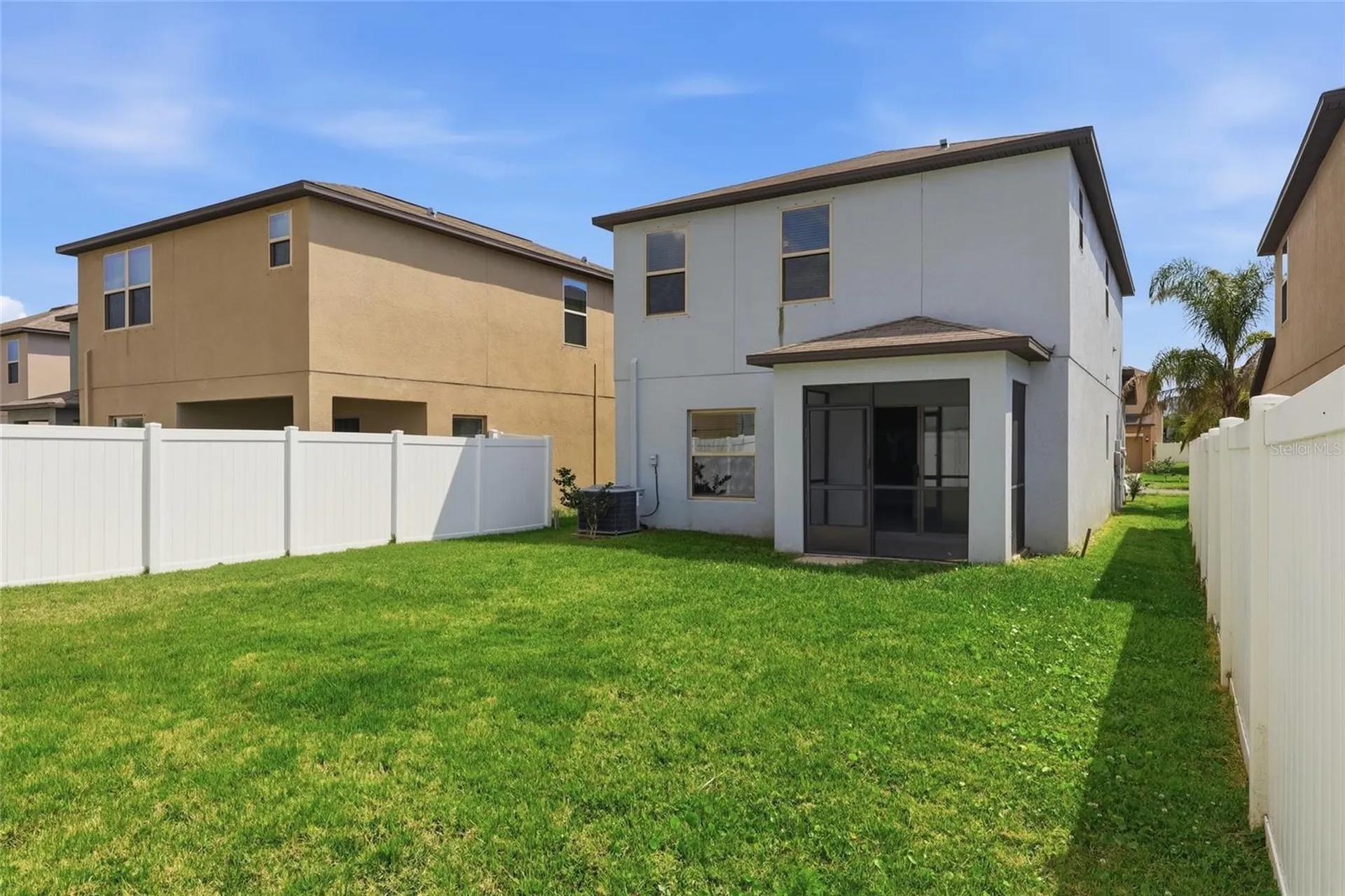 7412 French Marigold Avenue Tampa FL 33619