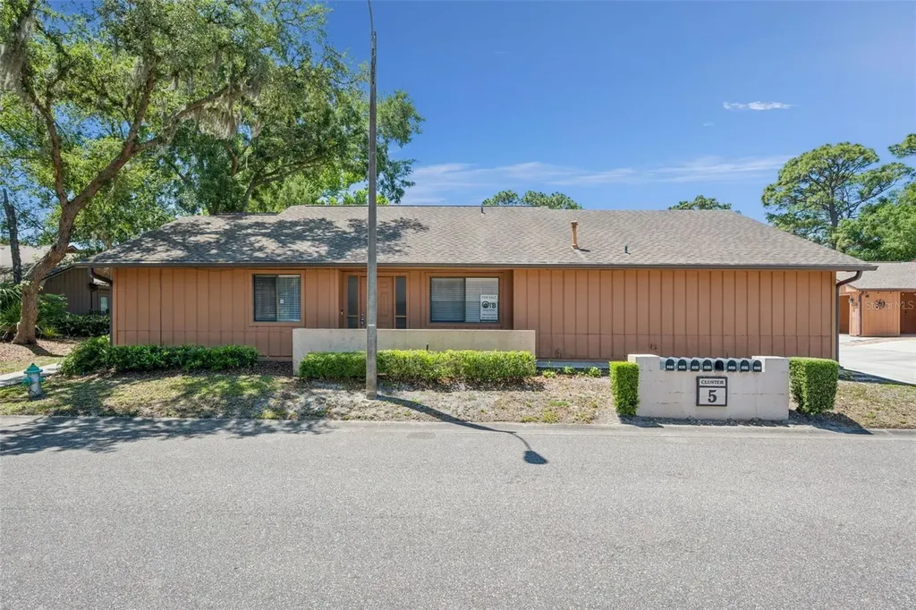 371 Pinesong Drive Casselberry FL 32707
