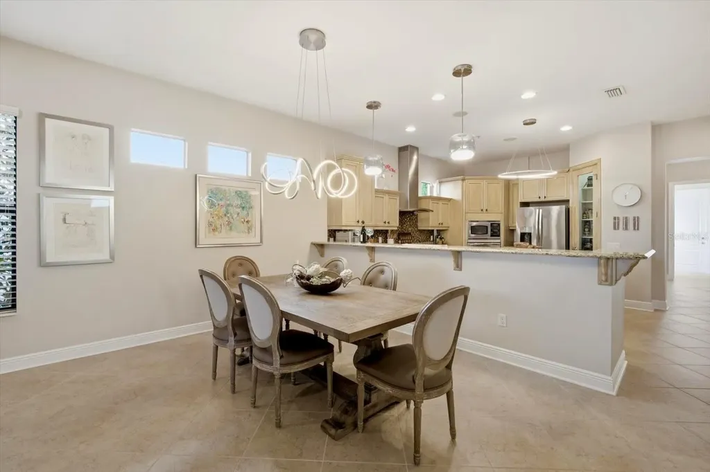 4203 5th Avenue NE Bradenton FL 34208
