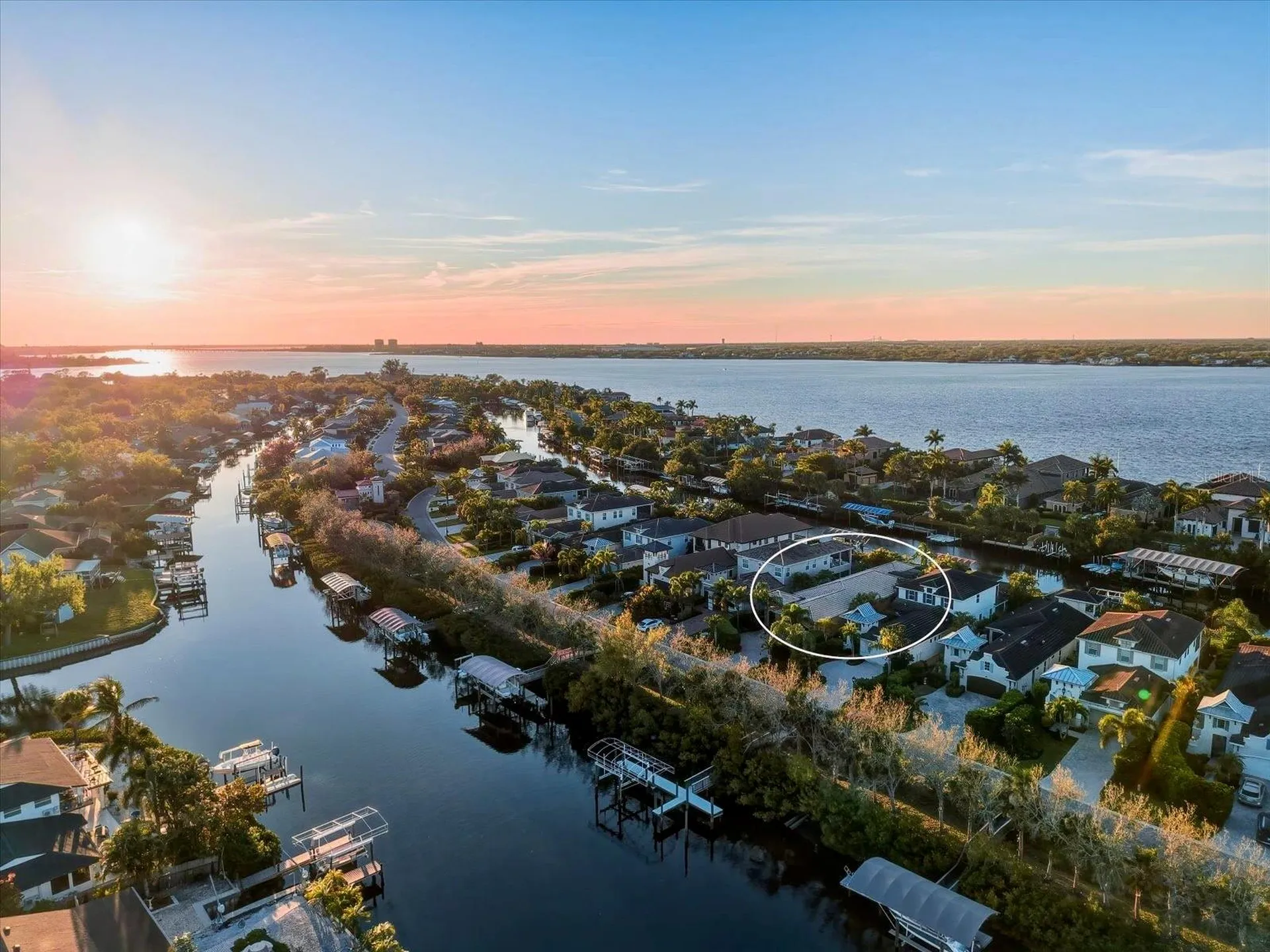 4203 5th Avenue NE Bradenton FL 34208