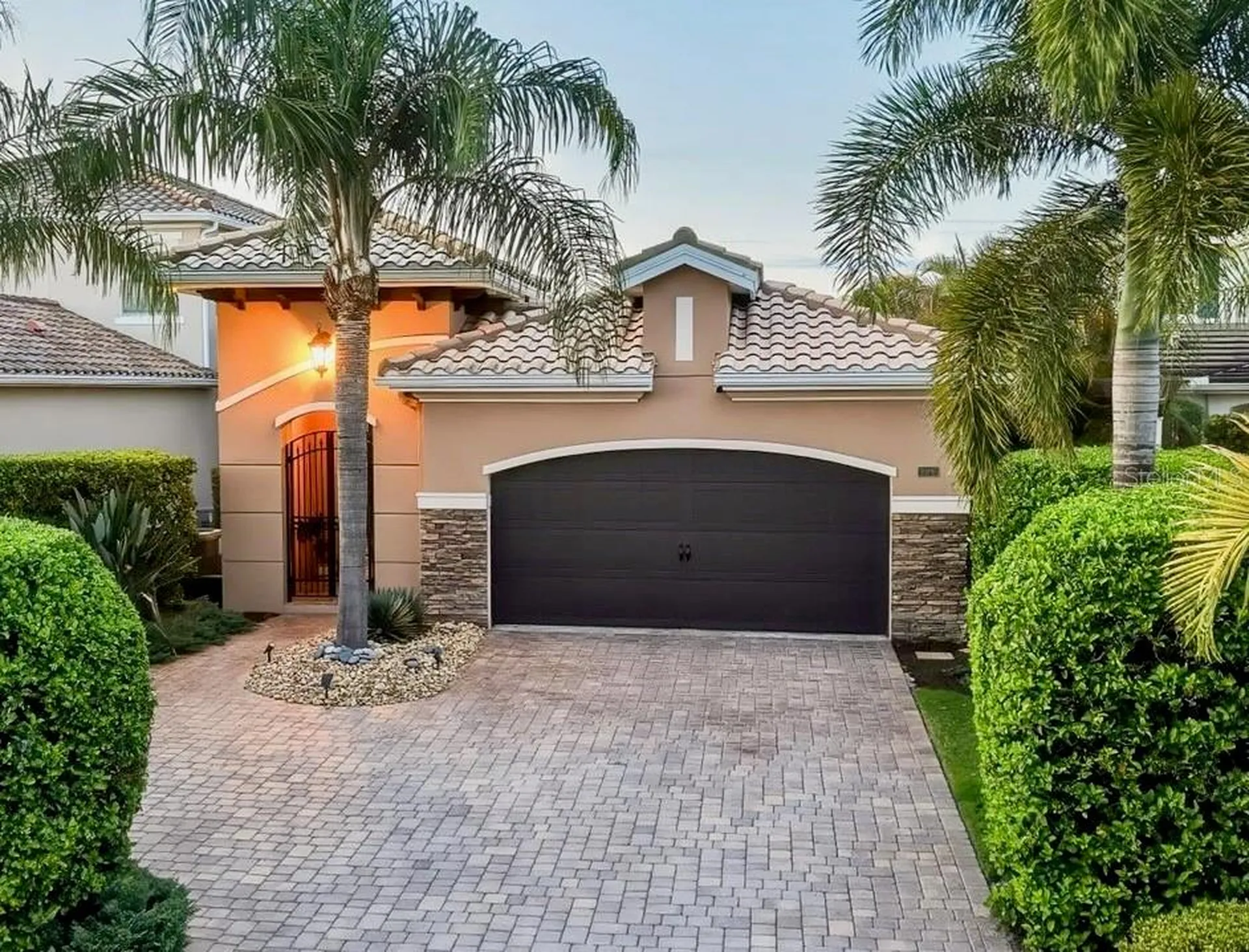 4203 5th Avenue NE Bradenton FL 34208