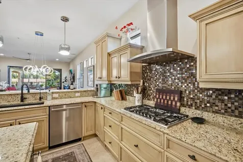 4203 5th Avenue NE Bradenton FL 34208