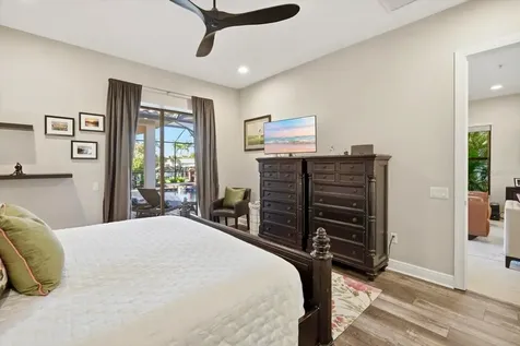 4203 5th Avenue NE Bradenton FL 34208