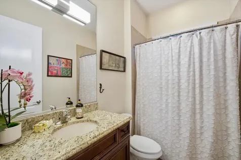 4203 5th Avenue NE Bradenton FL 34208