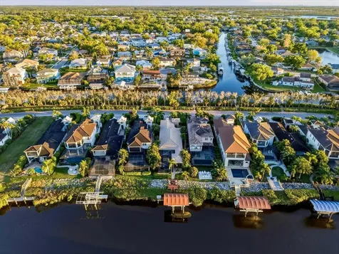4203 5th Avenue NE Bradenton FL 34208