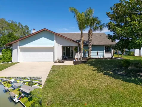 13 Clinton Court S Palm Coast FL 32137