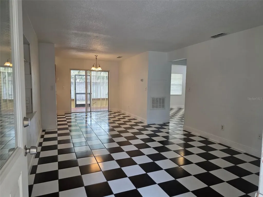 916 La Salle Avenue Orlando FL 32803