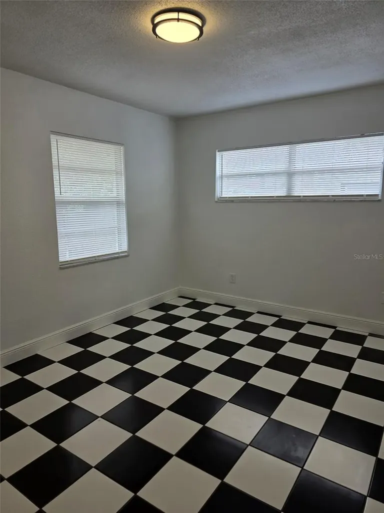916 La Salle Avenue Orlando FL 32803