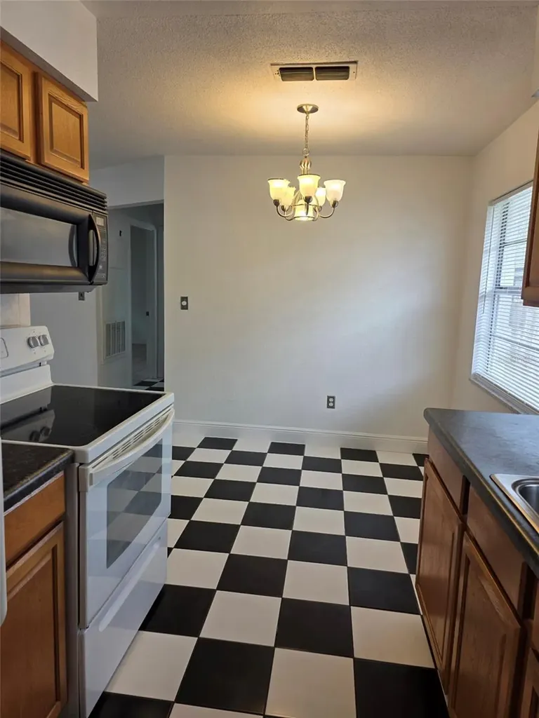 916 La Salle Avenue Orlando FL 32803
