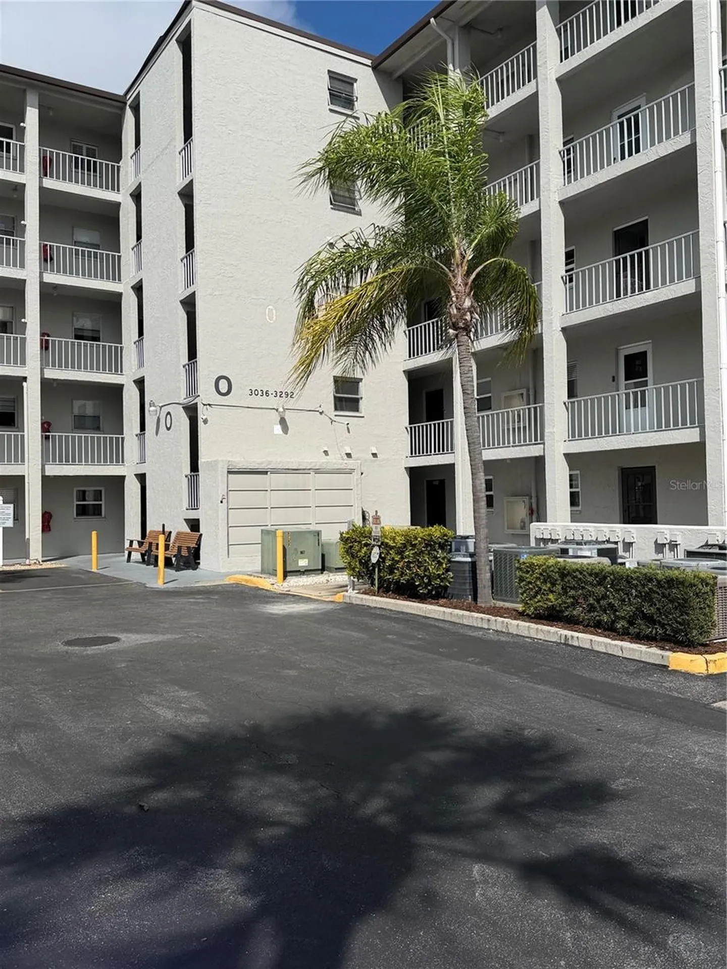 3176 Lake Bayshore Drive Bradenton FL 34205