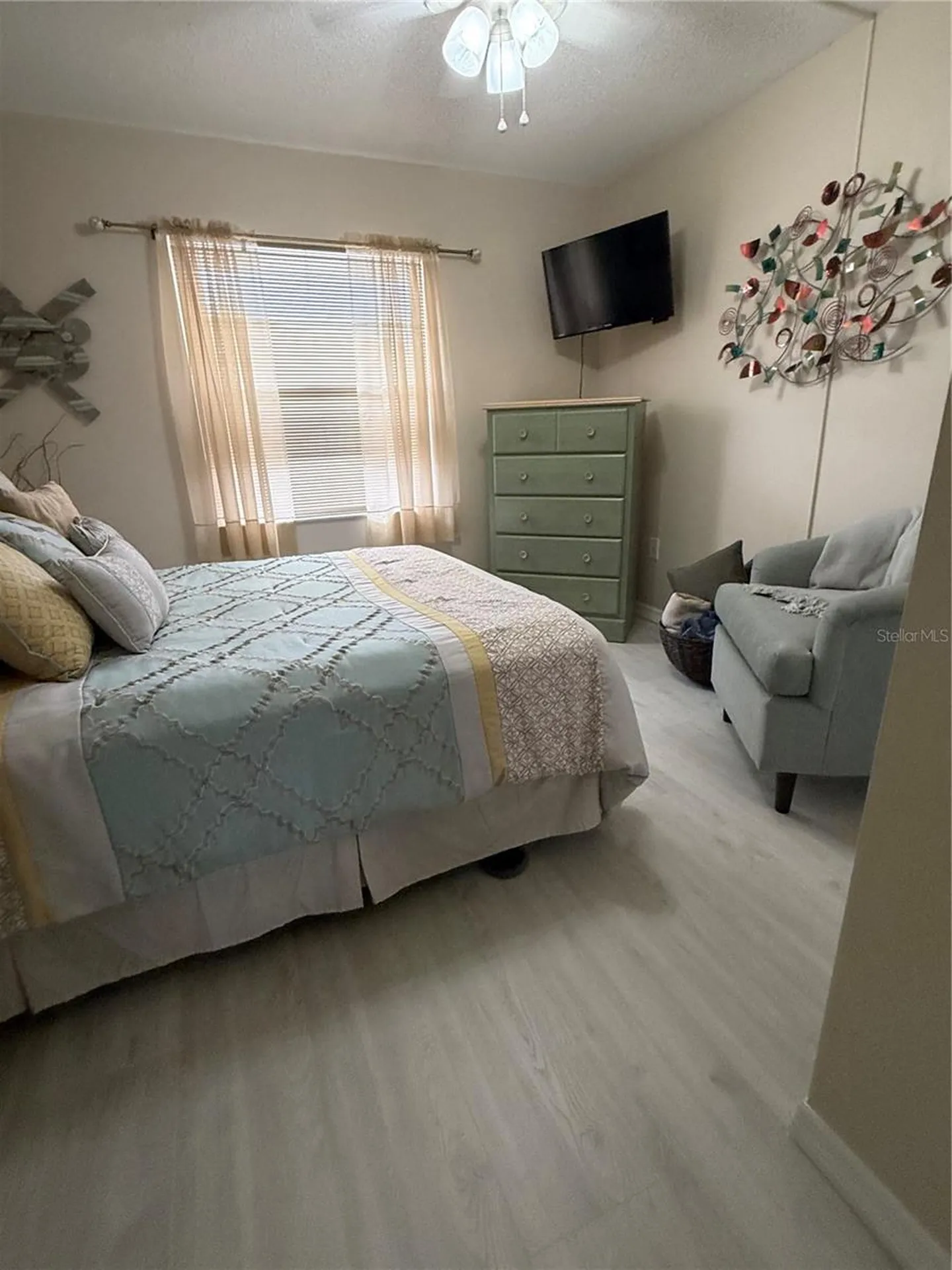 3176 Lake Bayshore Drive Bradenton FL 34205