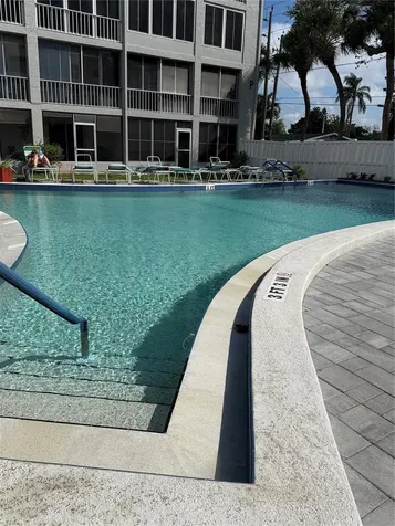 3176 Lake Bayshore Drive Bradenton FL 34205