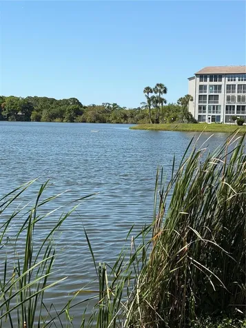 3176 Lake Bayshore Drive Bradenton FL 34205
