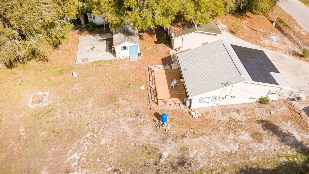 1198 Cr 464 Lake Panasoffkee FL 33538