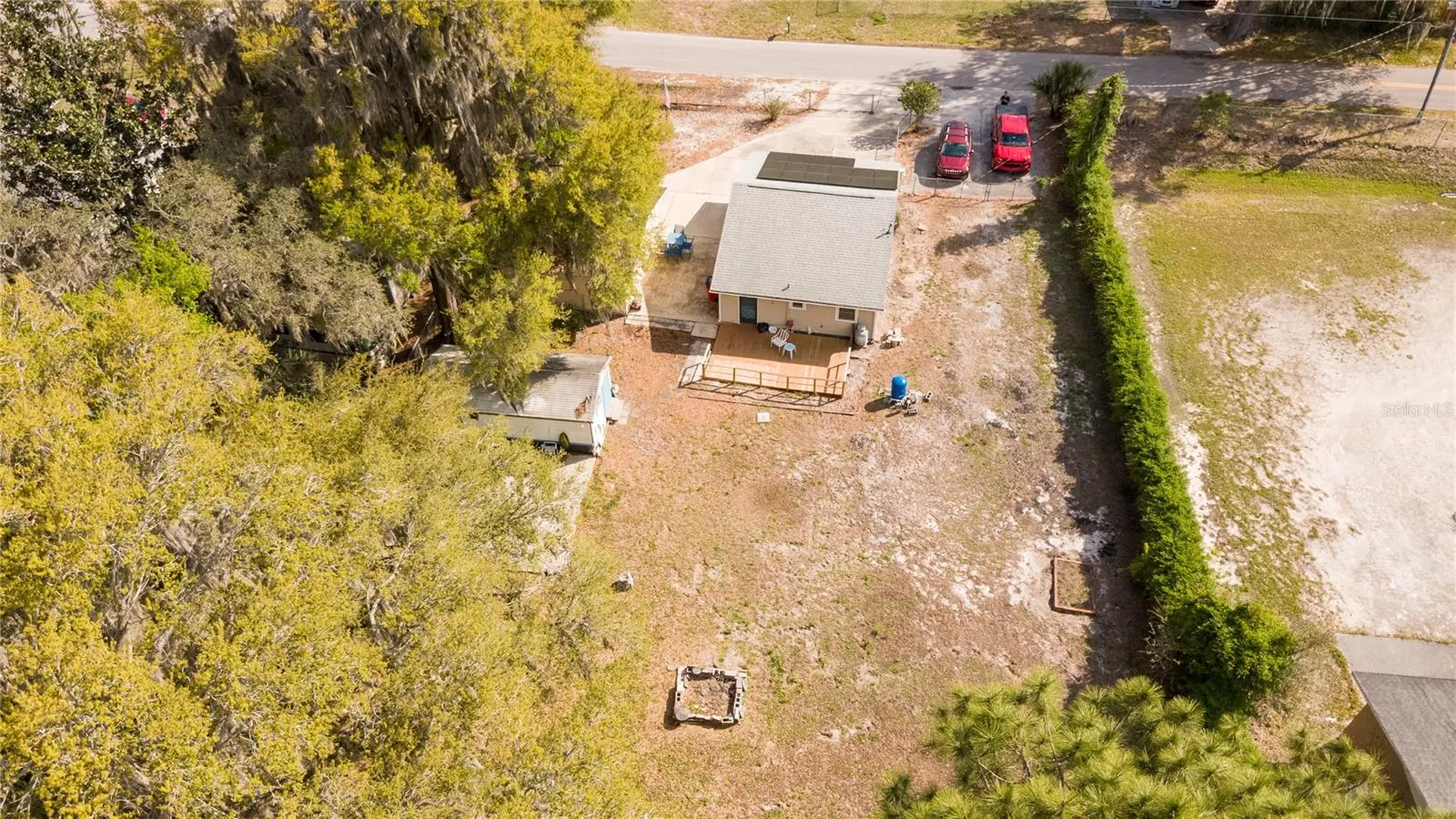 1198 Cr 464 Lake Panasoffkee FL 33538