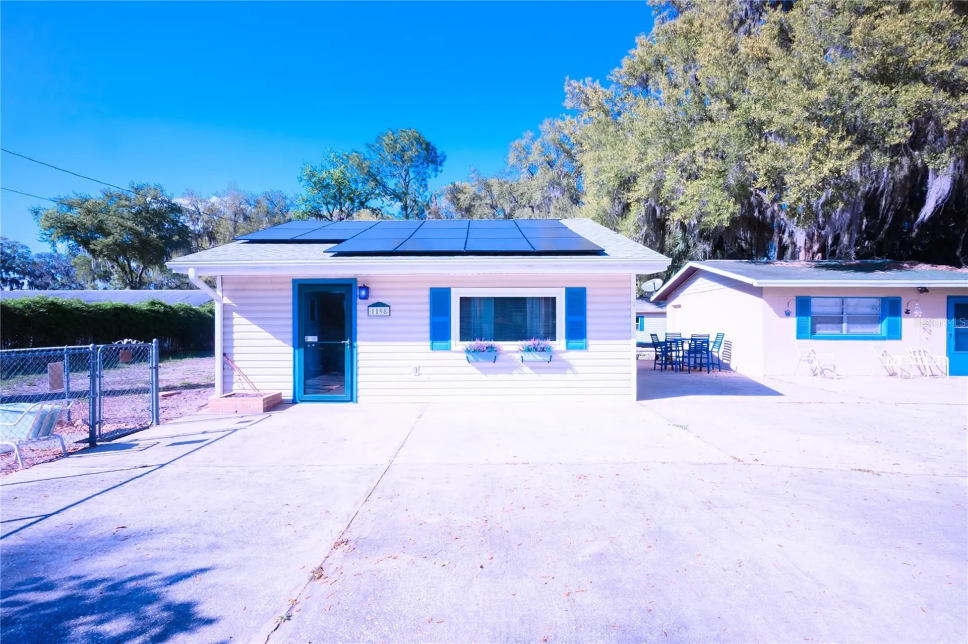 1198 Cr 464 Lake Panasoffkee FL 33538