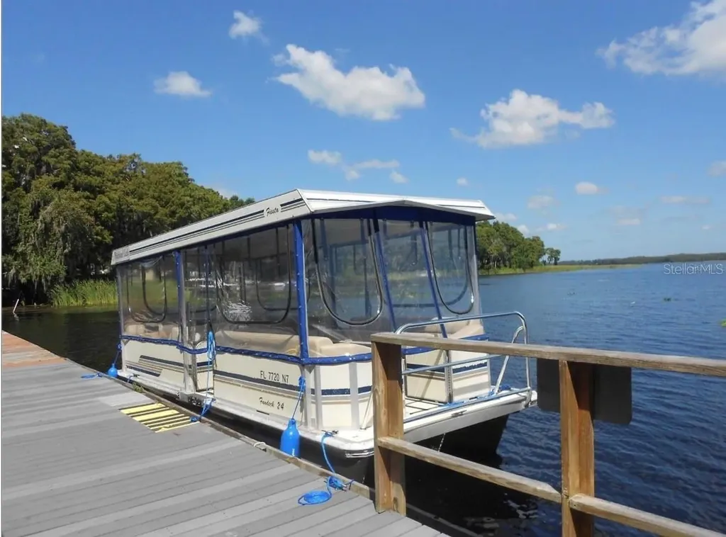 984 Gillespie Drive Palm Harbor FL 34684