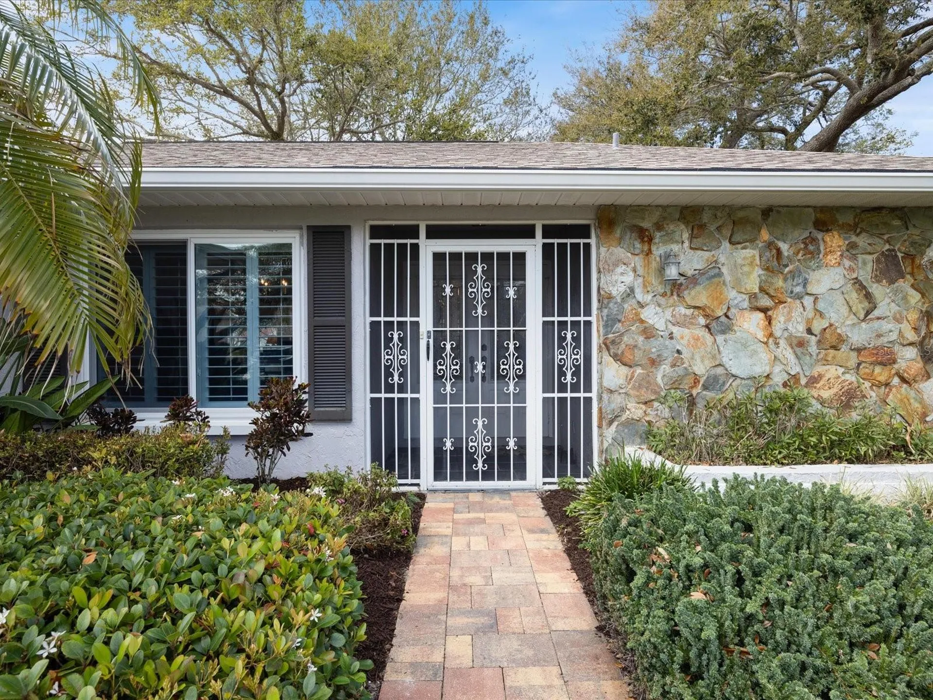 984 Gillespie Drive Palm Harbor FL 34684