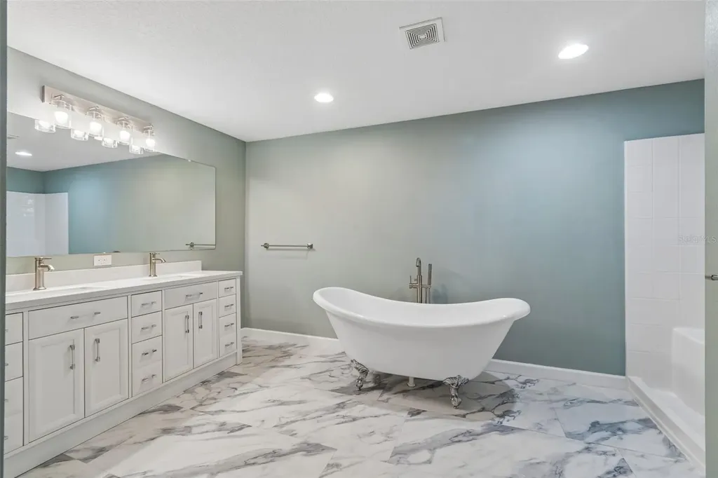 18098 Macek Road Weeki Wachee FL 34614