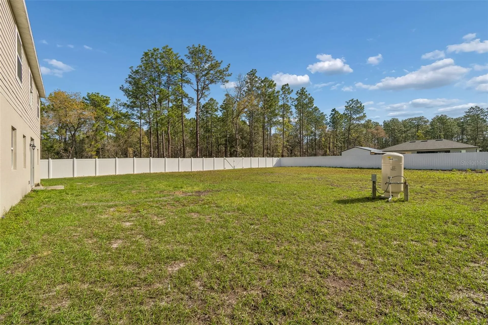 18098 Macek Road Weeki Wachee FL 34614