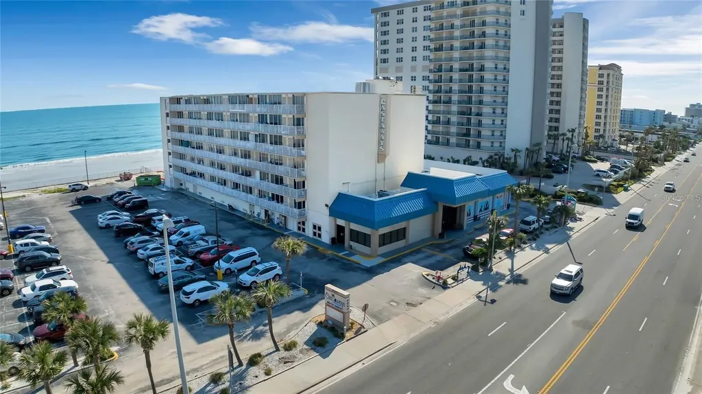 2043 S Atlantic Avenue Daytona Beach FL 32118
