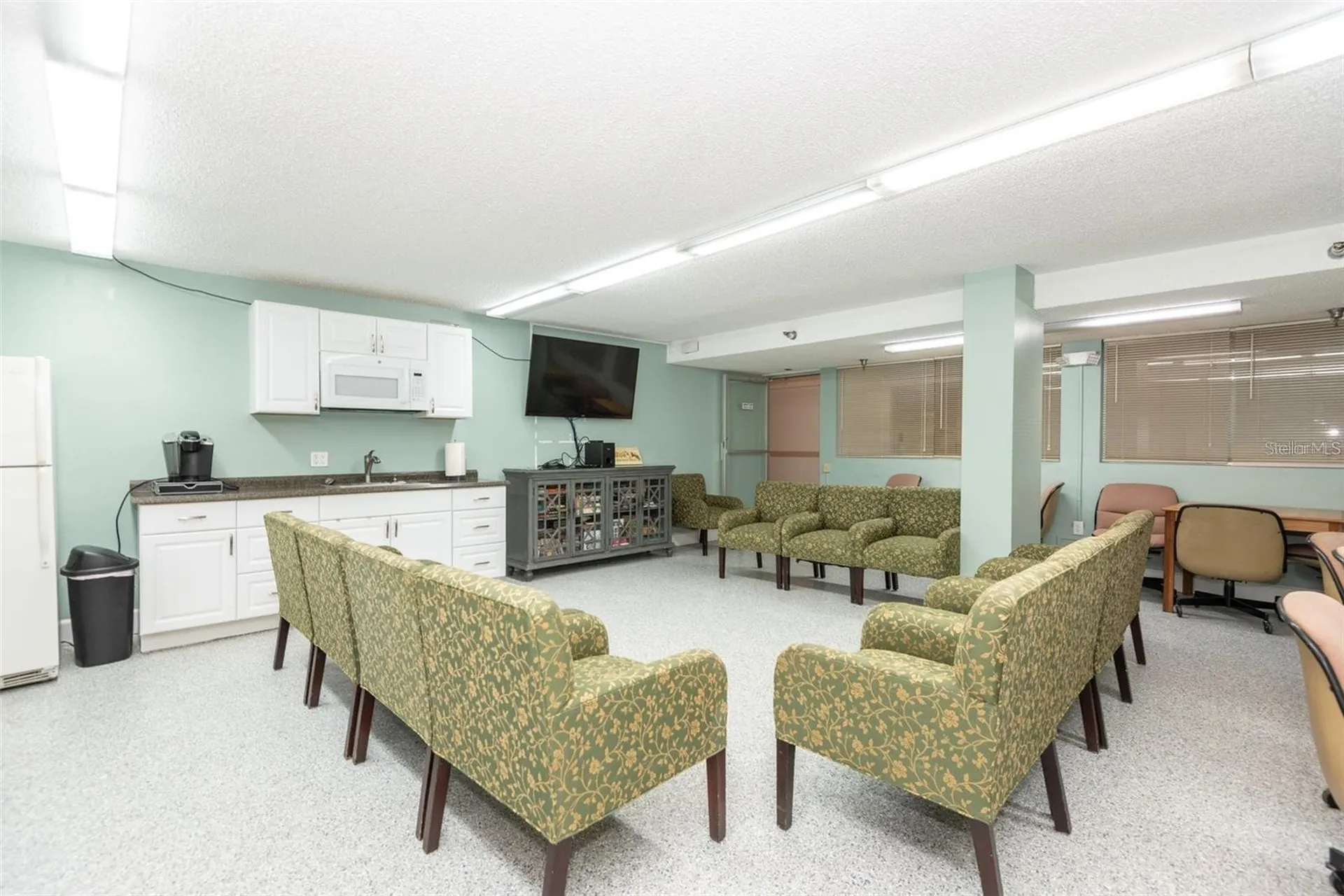 2043 S Atlantic Avenue Daytona Beach FL 32118