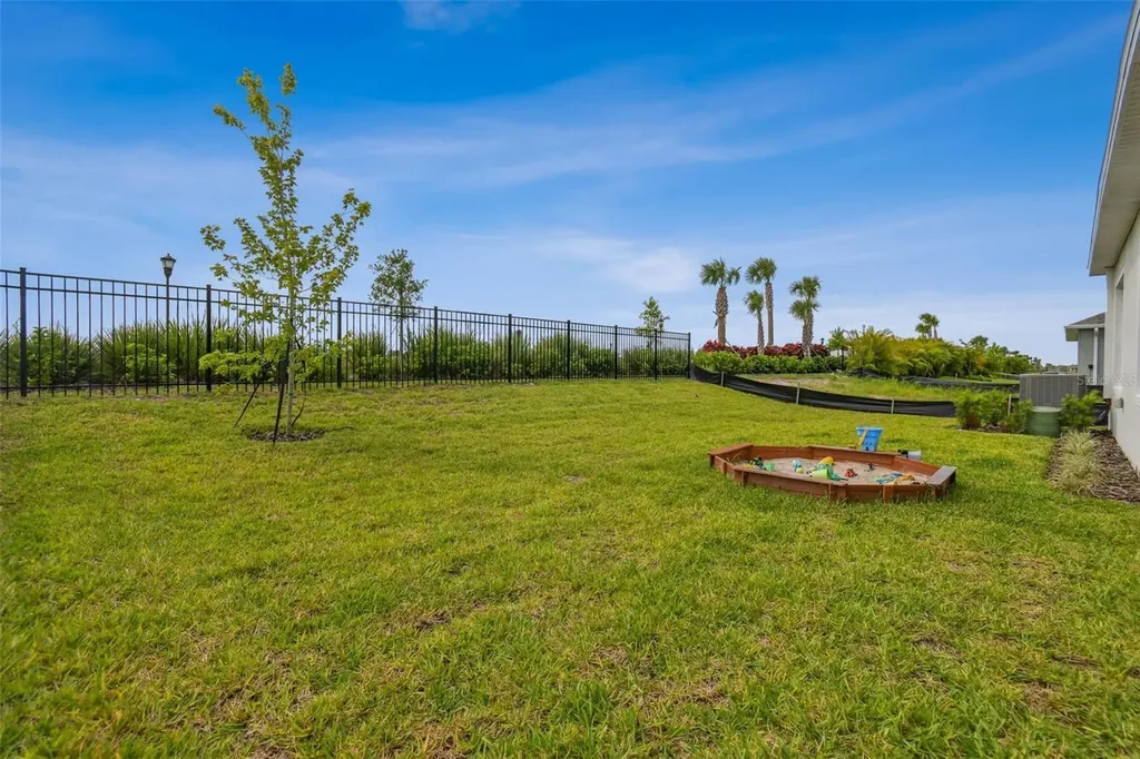 5293 Everlong Drive Apollo Beach FL 33572