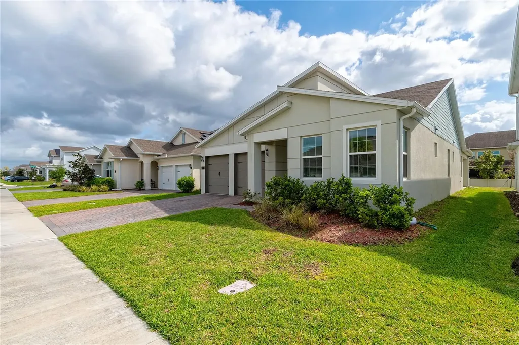 14815 Milfoil Avenue Orlando FL 32827