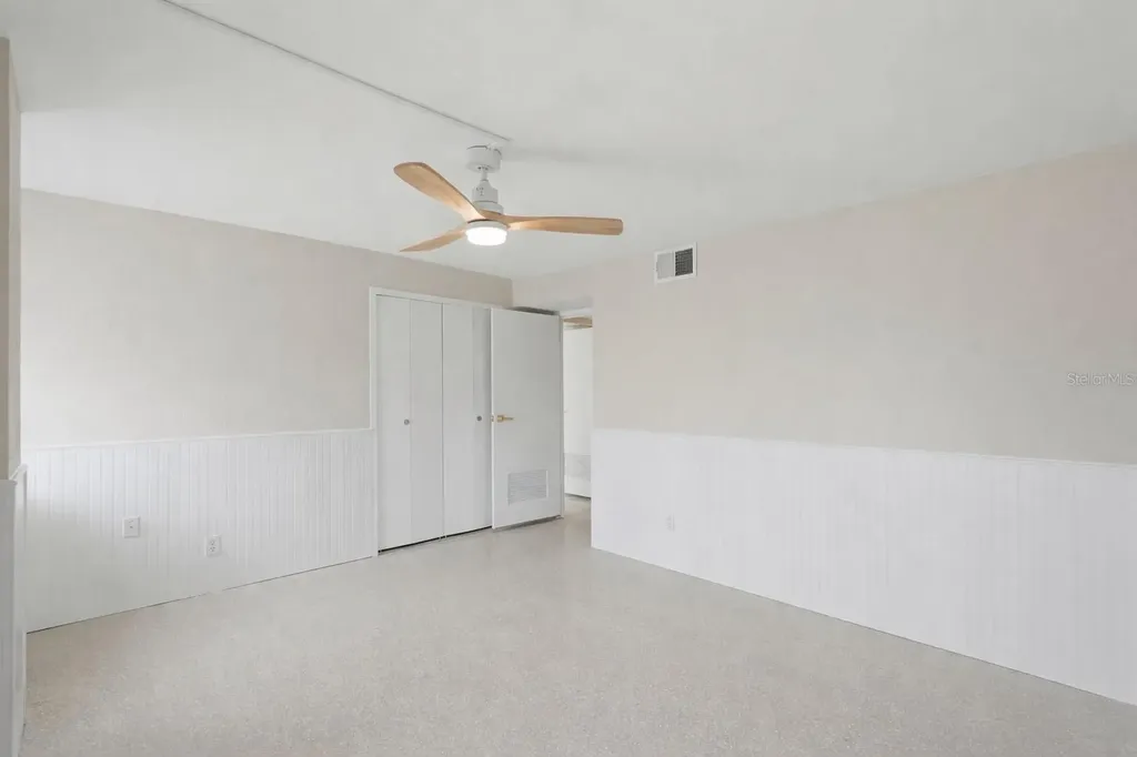 10355 Paradise Boulevard Treasure Island FL 33706
