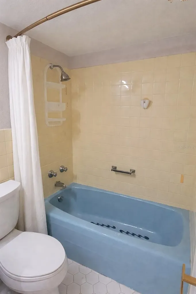 10355 Paradise Boulevard Treasure Island FL 33706