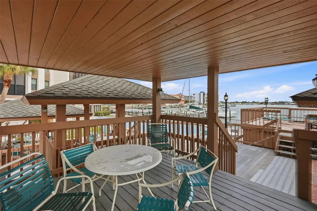 10355 Paradise Boulevard Treasure Island FL 33706