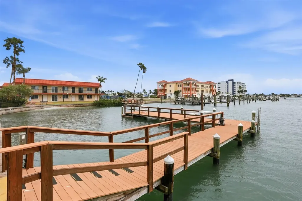 10355 Paradise Boulevard Treasure Island FL 33706