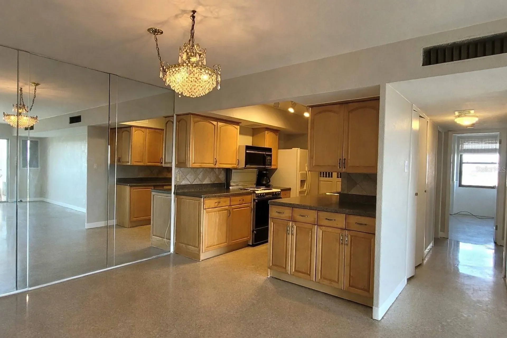 10355 Paradise Boulevard Treasure Island FL 33706