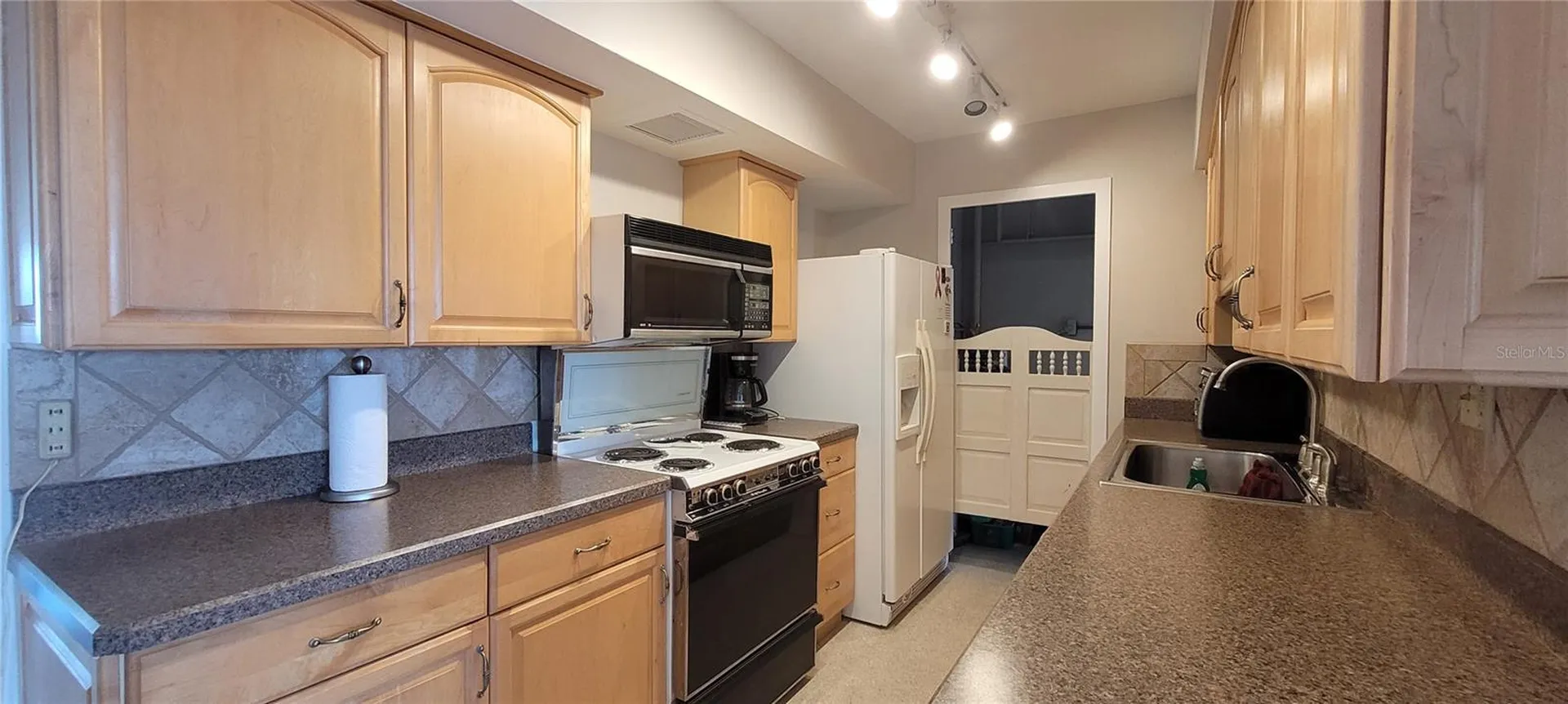 10355 Paradise Boulevard Treasure Island FL 33706