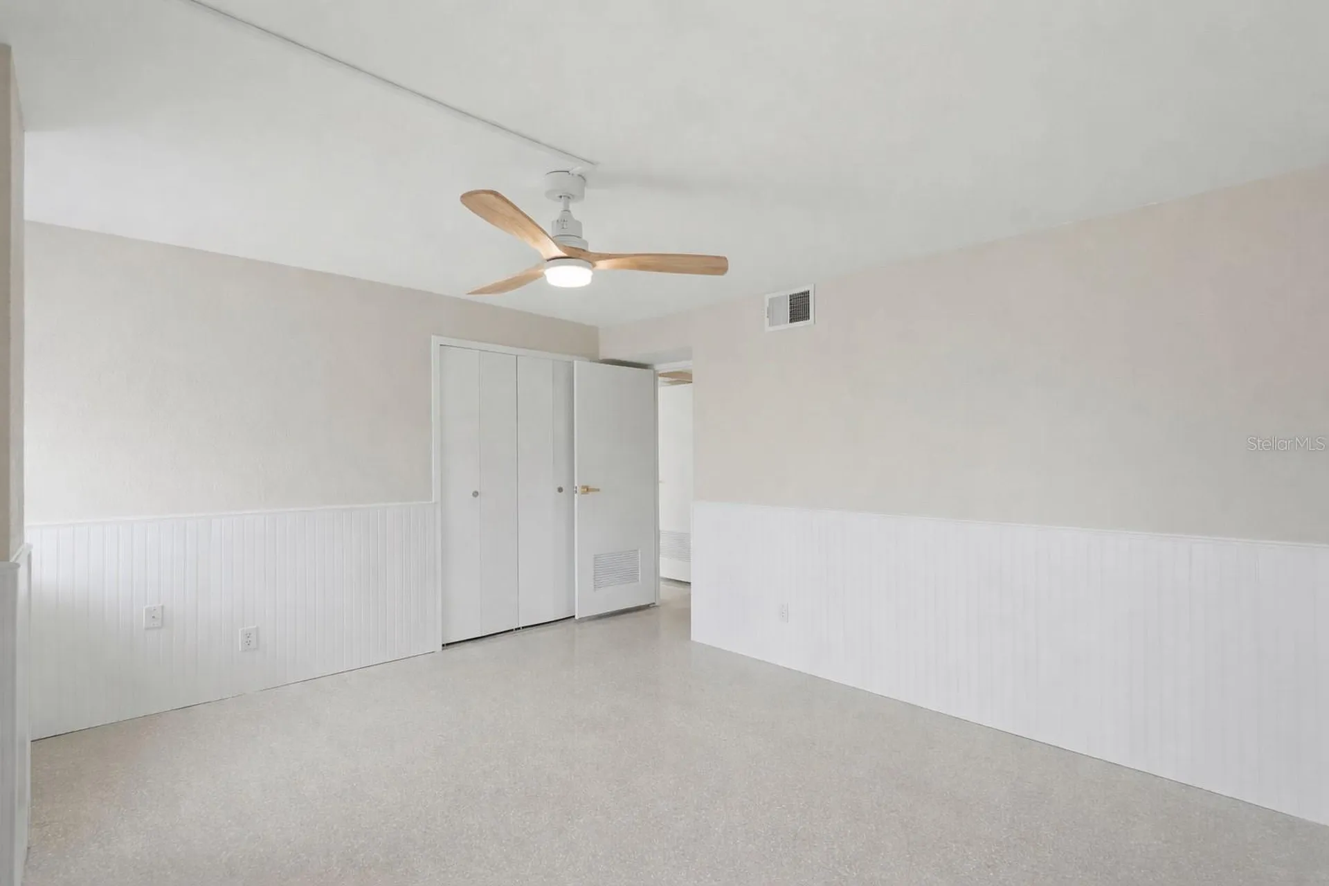 10355 Paradise Boulevard Treasure Island FL 33706